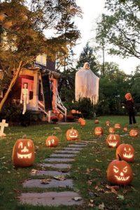 come decorare il giardino ad halloween con zucche