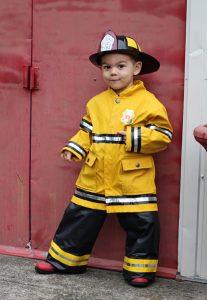 vestiti carnevale bimbi fai da te pompiere