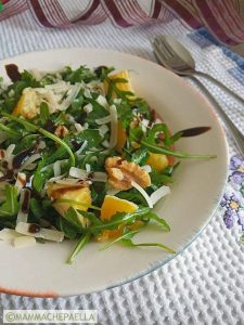 ricette di insalate estive con frutta